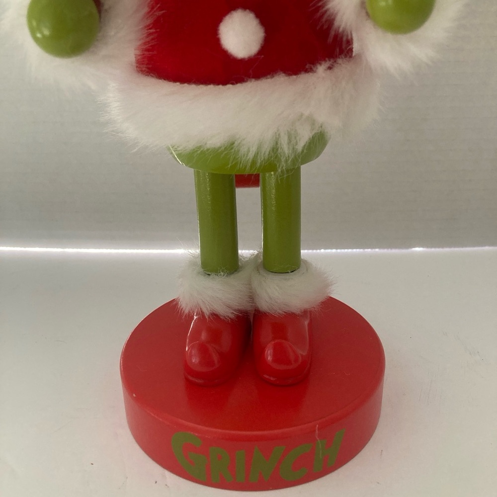 Green Grinch Nutcracker with Red Santa Outfit - Picture 6 of 9